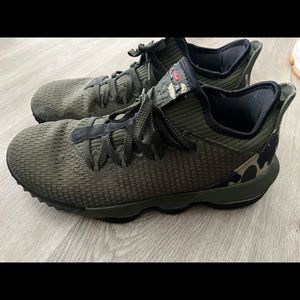 Lebron 10s Mens Sneakers